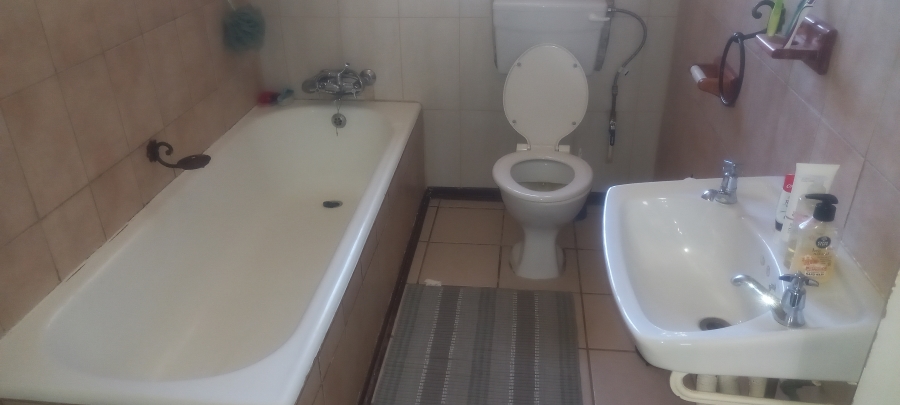 To Let 3 Bedroom Property for Rent in Riebeeckstad Free State